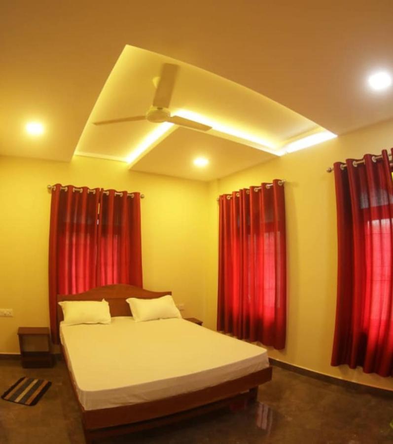 Meghdoot River Resort Kochi Екстер'єр фото